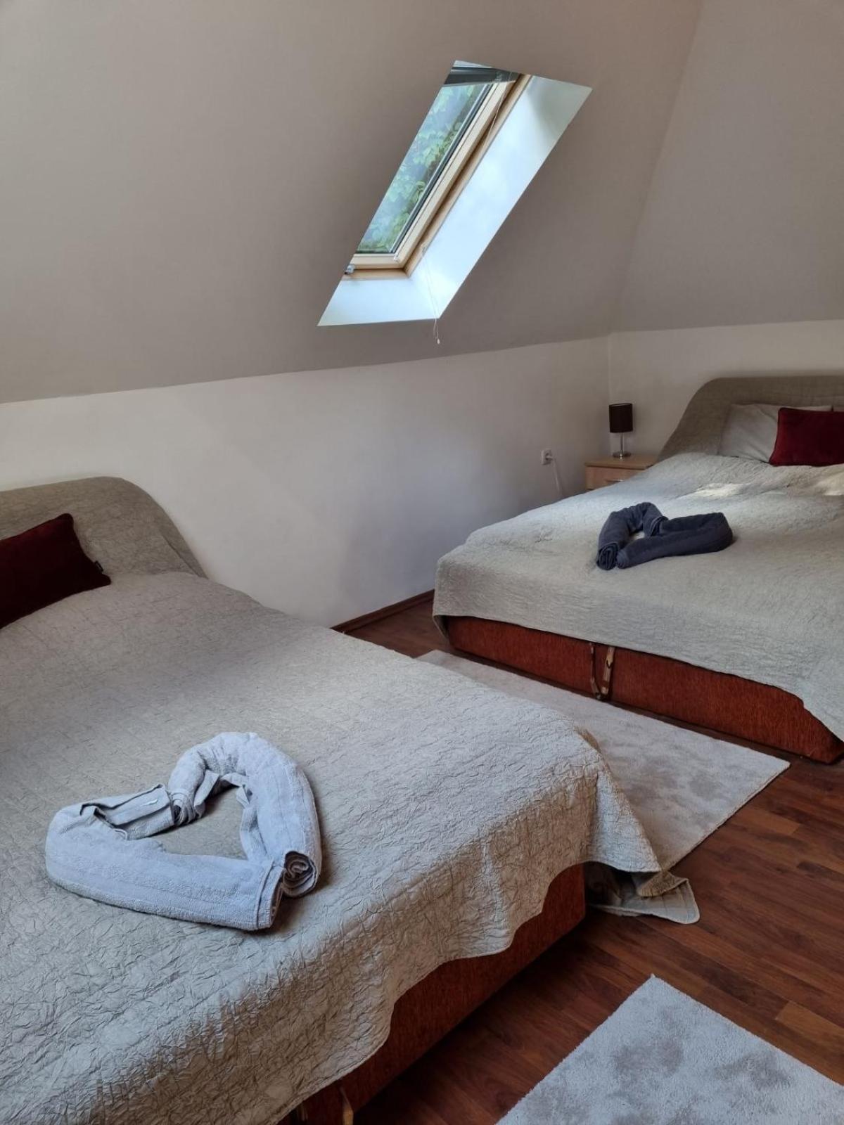 Villa Tündérerdő Miskolc Esterno foto