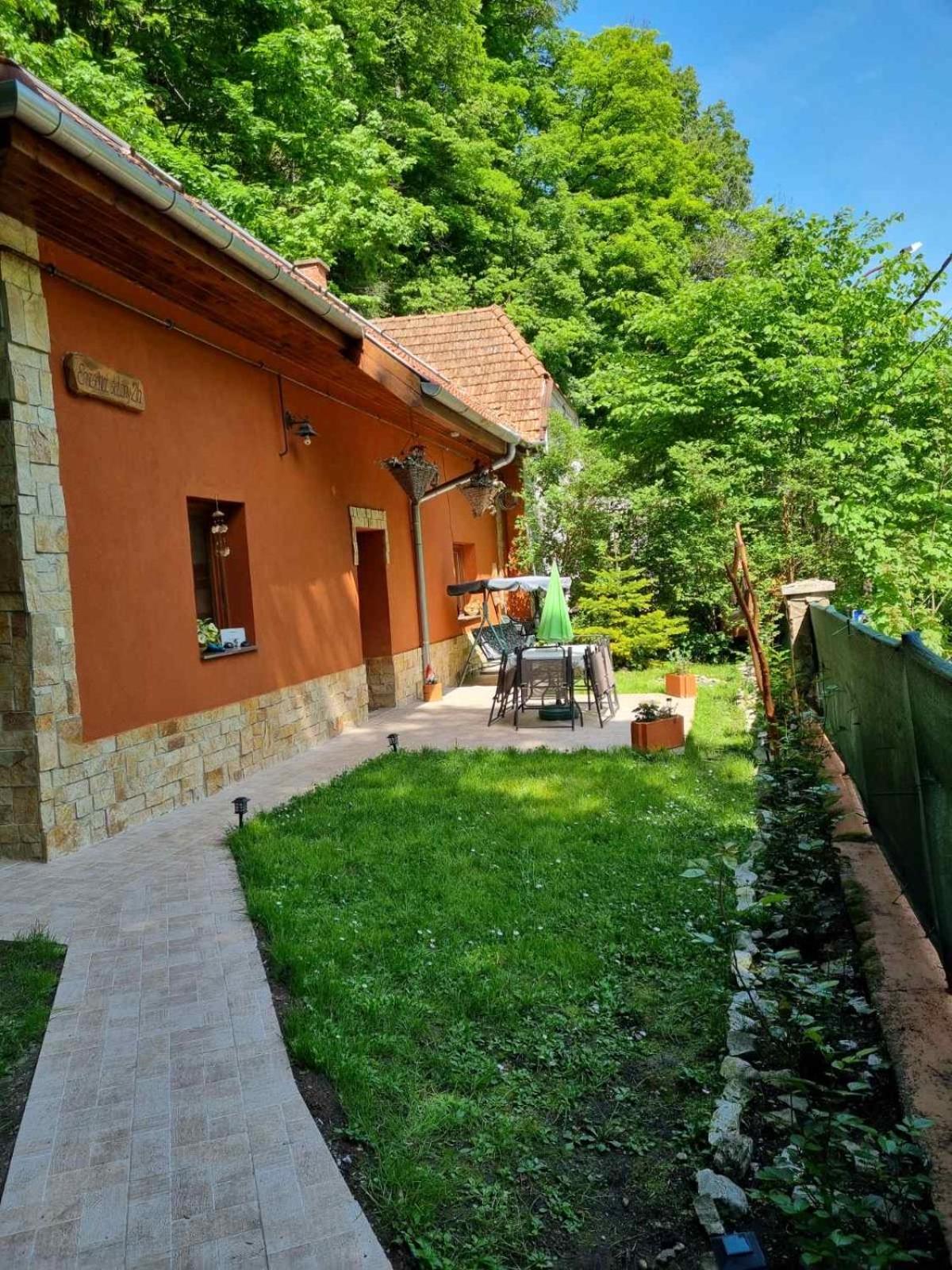 Villa Tündérerdő Miskolc Esterno foto